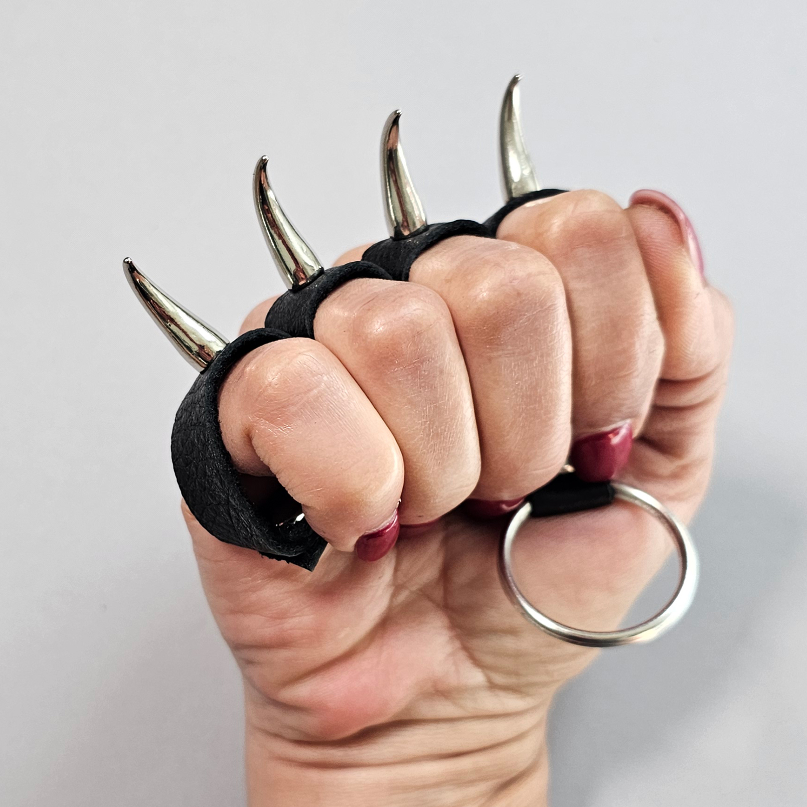 Cat Claws – Black Leather