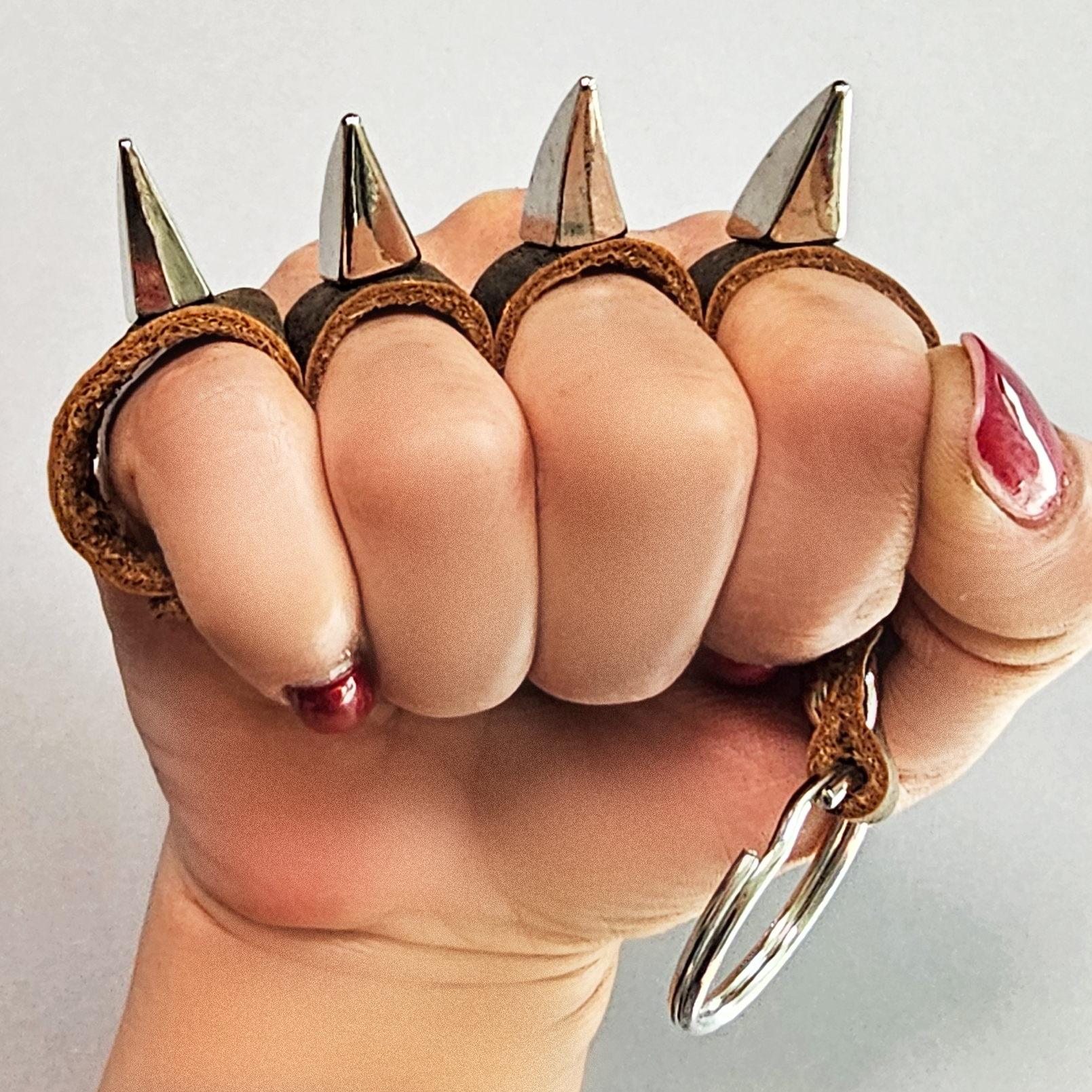 Dragon Claws – Brown Leather